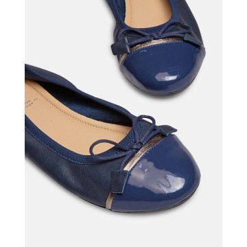 BATA-BALLERINES BLEUS...