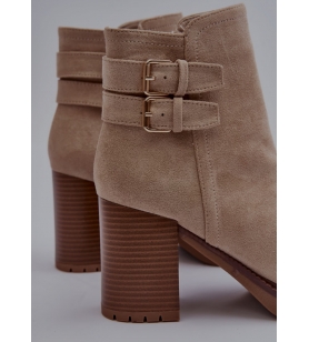 BOTTES HAUTES A TALONS EN BEIGE